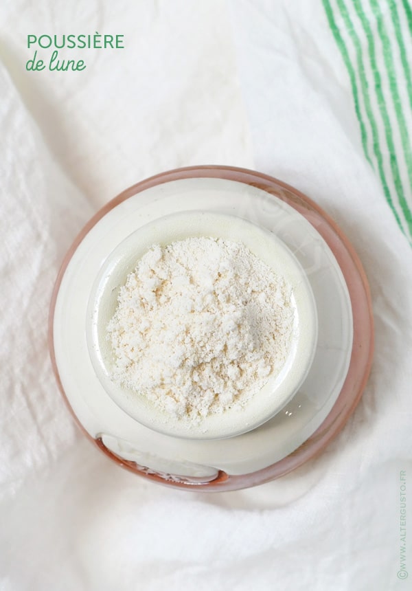 Poudre pour tarte, mélange sec à base de poudre d’amande, sucre, farine et biscuits
